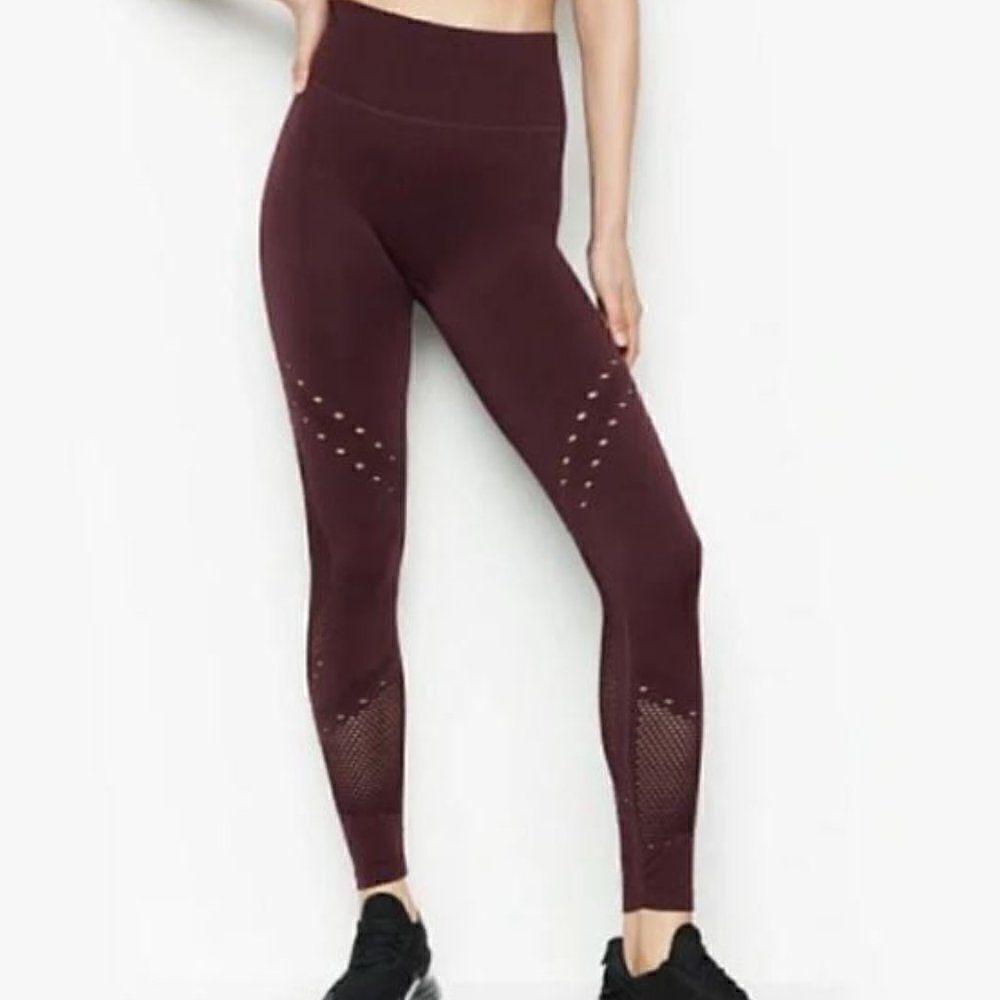 NWT VICTORIA'S SECRET SPORT Seamless Tight Size Large MSRP $75